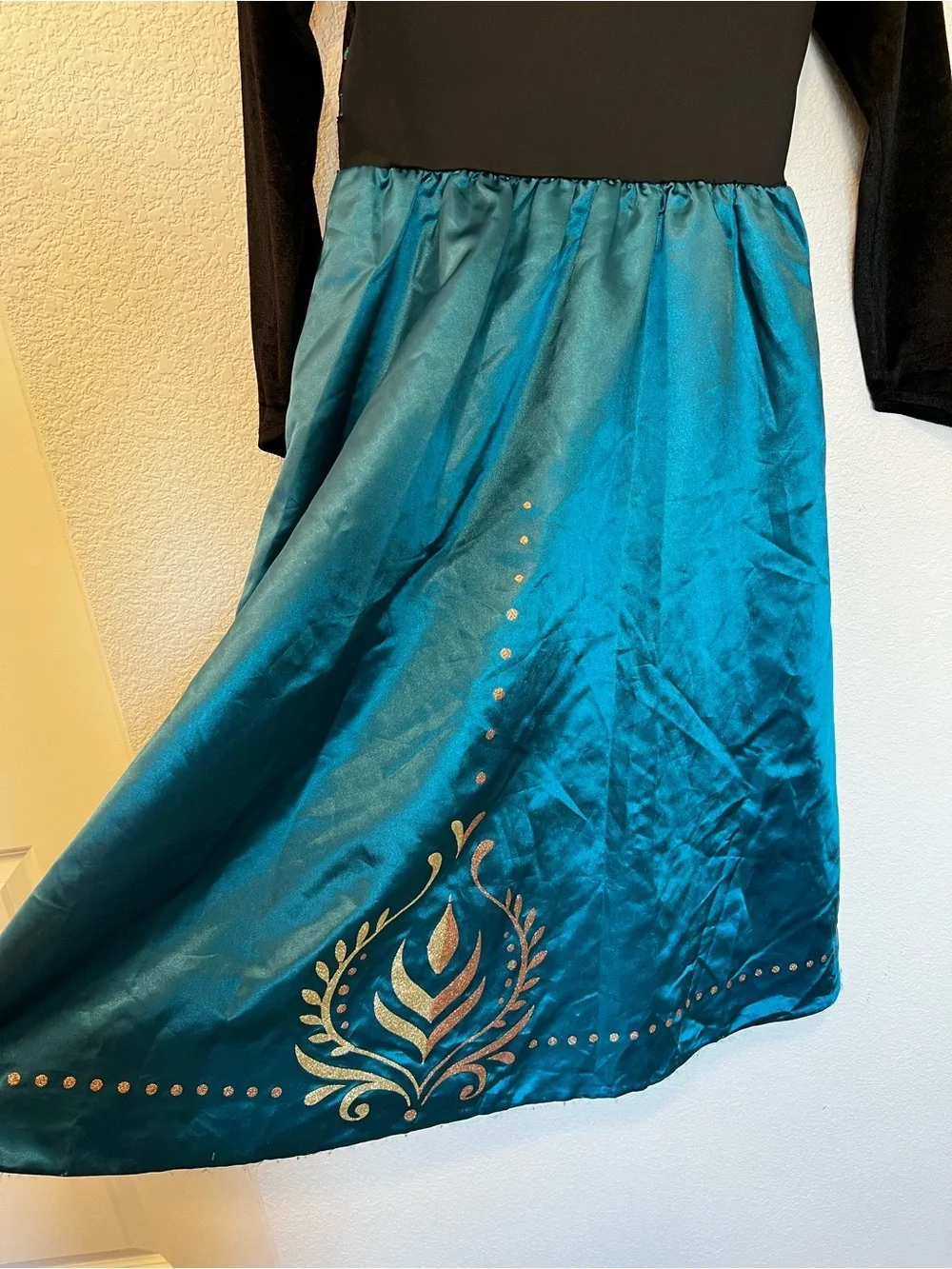 Disney Frozen 2 Anna Dress- Size 7/8